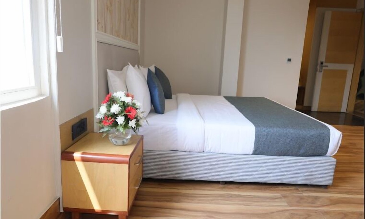 Bareilly Hotel | Prakash Continental