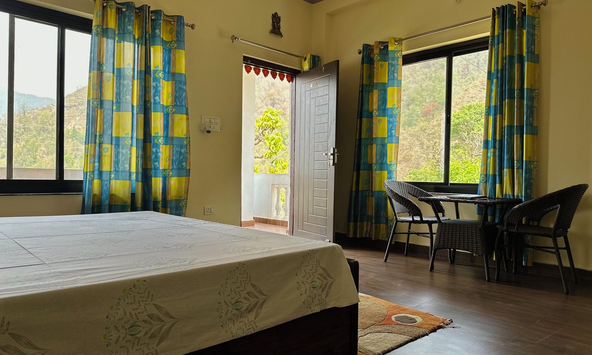 Sirala Bed & Breakfast | Kailasham Homestay