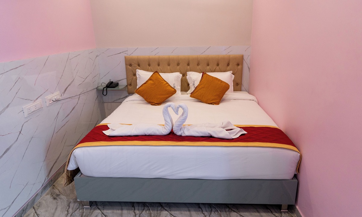 Dindigul Hotel | Pavan Vela Grand
