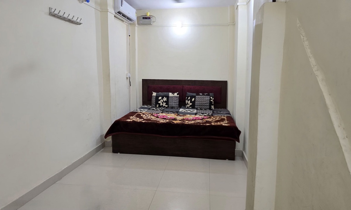 Ayodhya House | Ramlala Paying Guest House