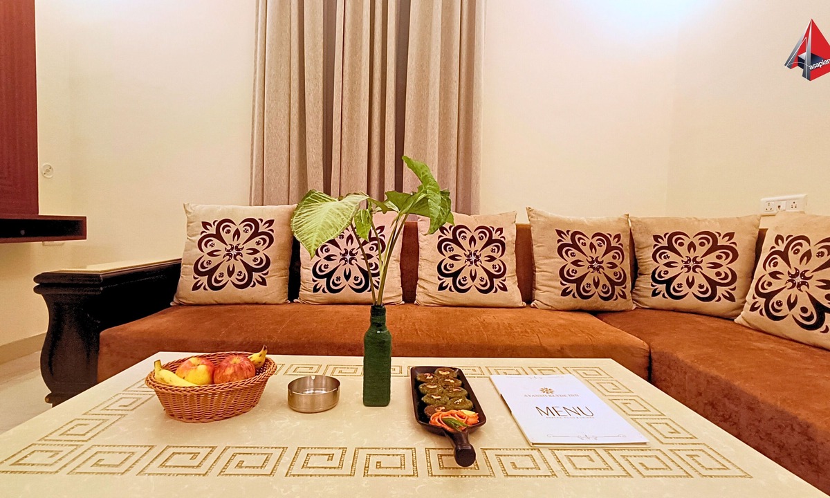 Lucknow Hotel | AYANSH KLYDE INN