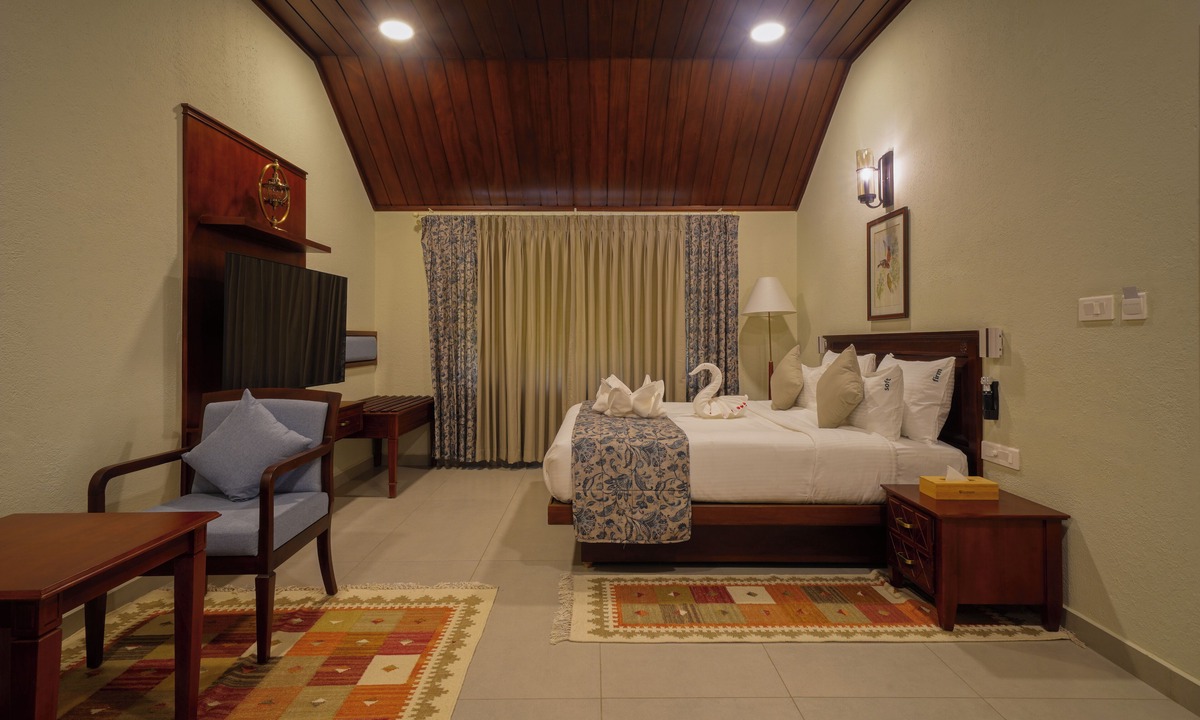 Suryanelli Hostel | The Farside Munnar