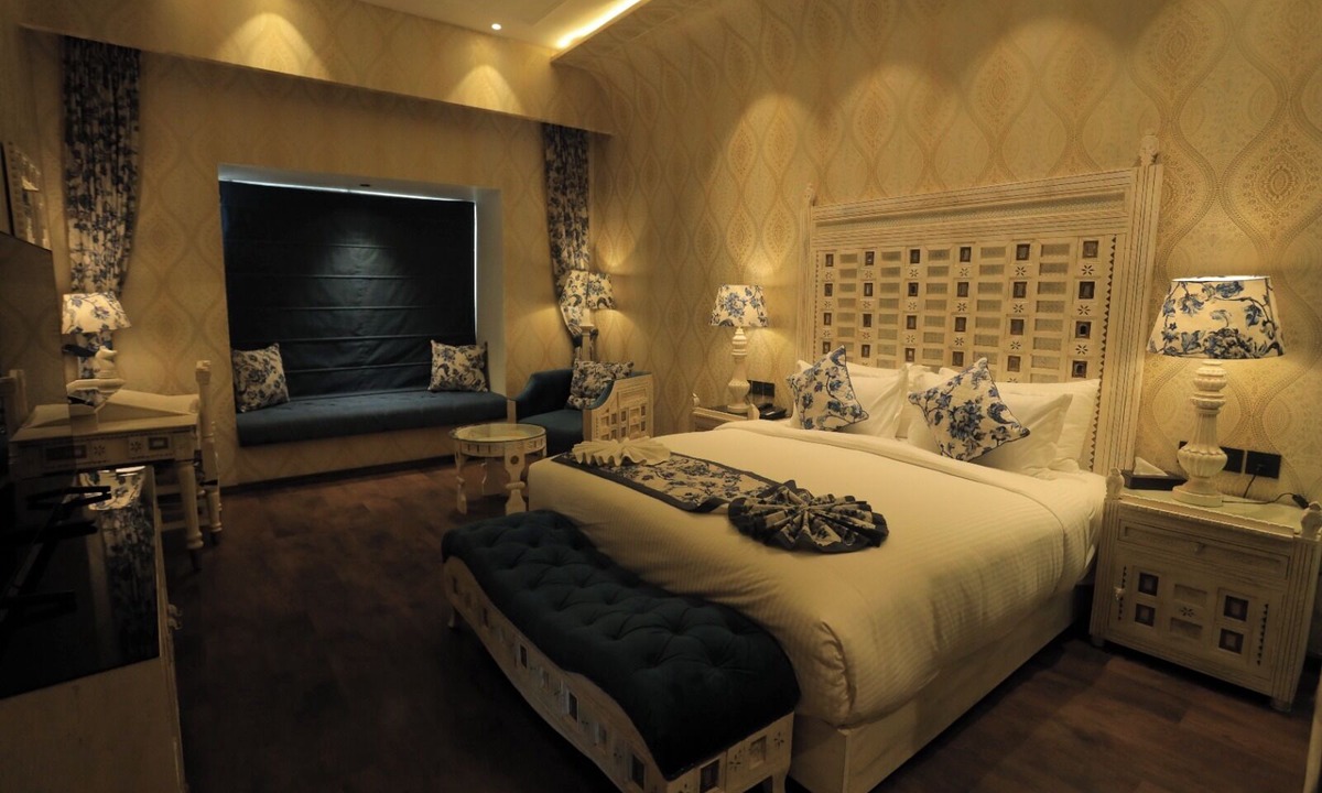 Samalkha Hotel | THE ROYAL VENETIAN