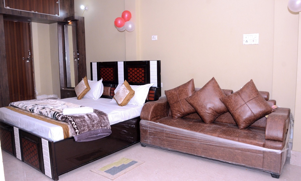 Kannauj Hotel | Hotel Subhadra