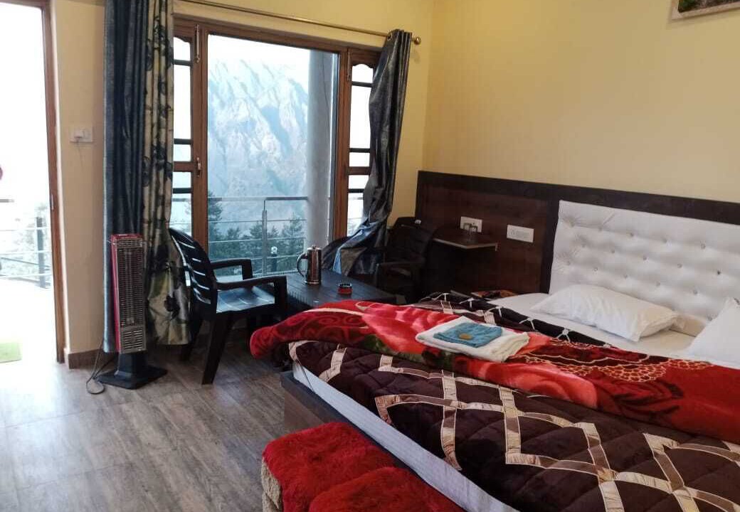 Auli Hotel | Pine Palace Homestay