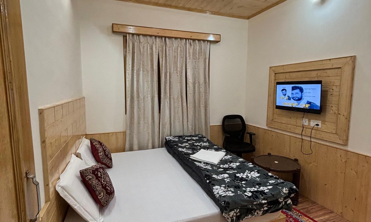 Shilon Bagh Hotel | Vizvei