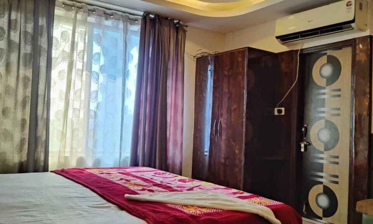 Meerut Hotel | Deepak Hotel