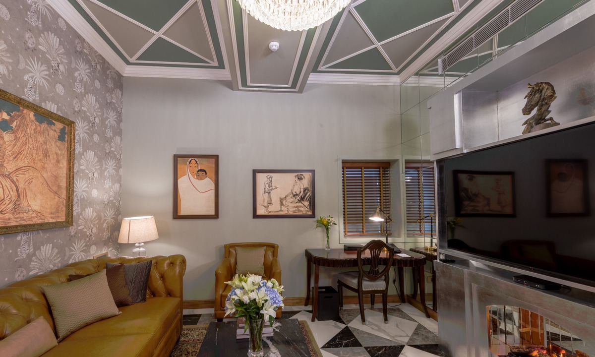 Delhi Cantonment Hotel | The Claridges, New Delhi