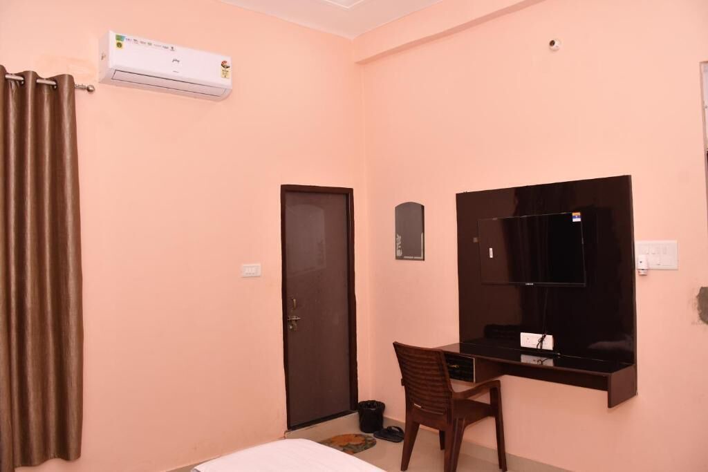 Faizabad House | Shree Ram Shabd Guest House