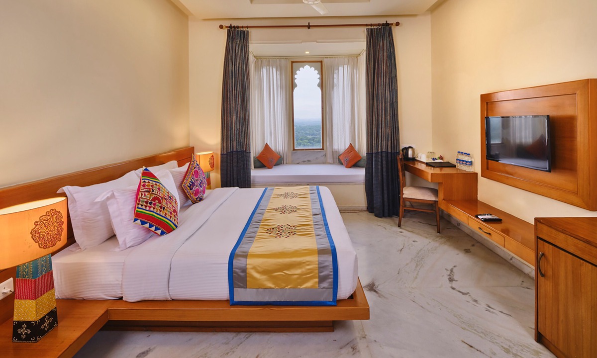 Nathdwara Hotel | juSTa Brij Bhoomi Nathdwara