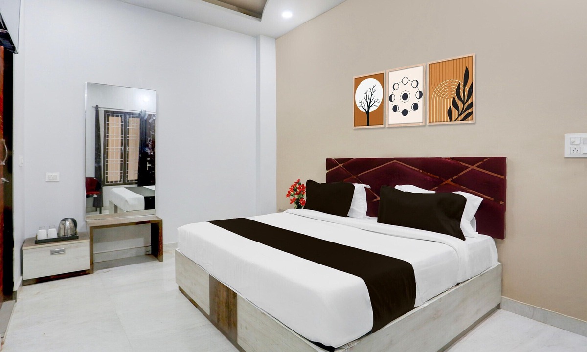 Bareilly House | Premium Mohini Guest House