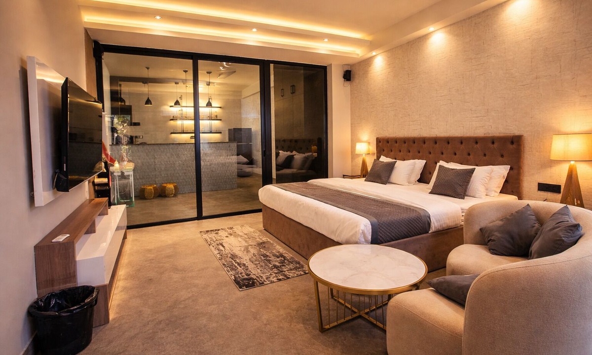 New Delhi Apartment | The Luxury Penthouse IGI Airport Delhi