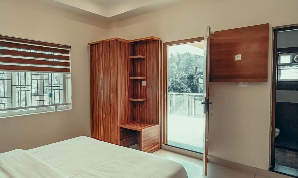 Kalpetta Apartment | Azay Luxurious Apartment