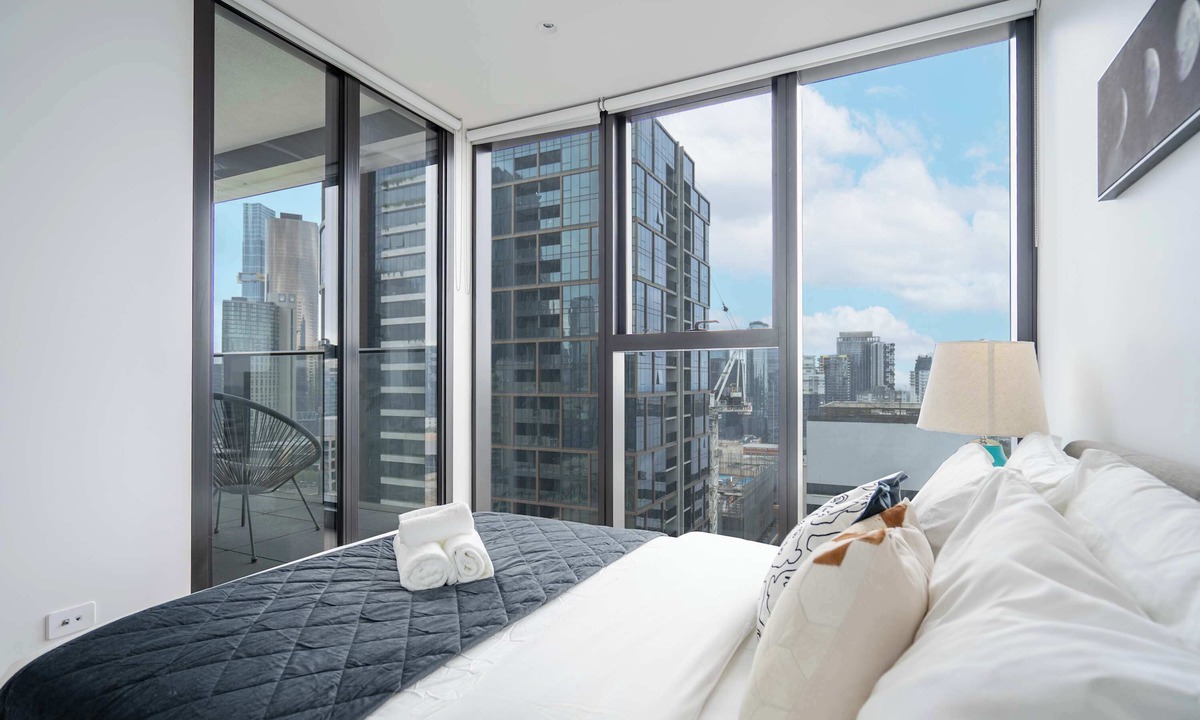Docklands Apartment | Bay&River Views Condo near Southern Cross Station