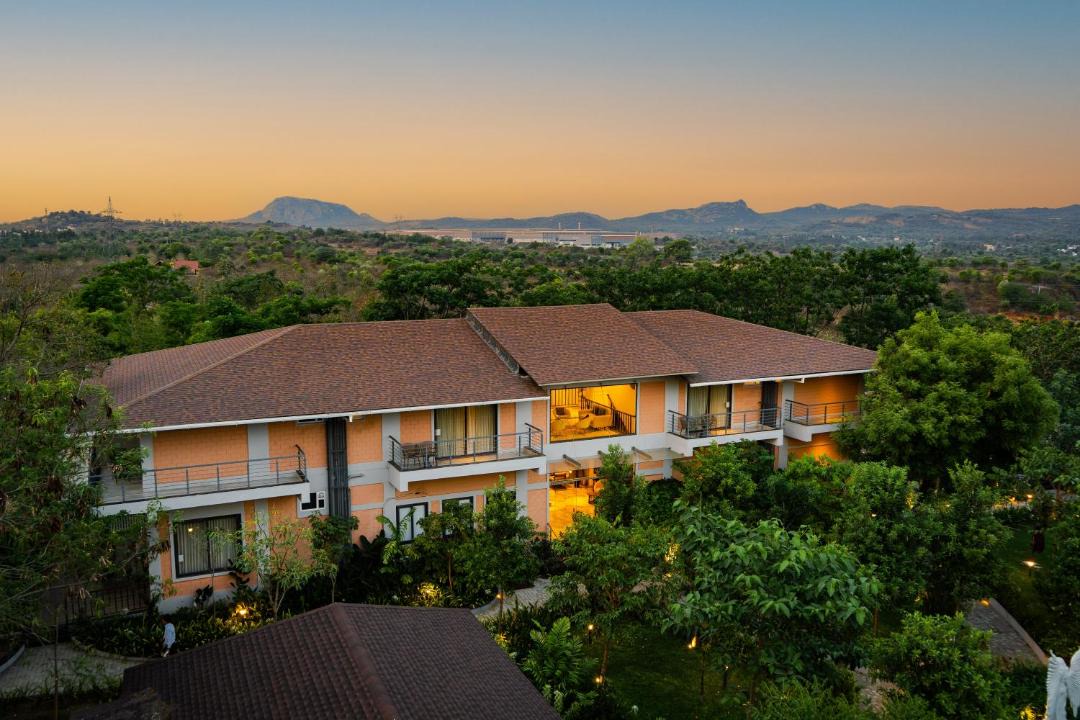 Hosur Resort | Sungraze Farms