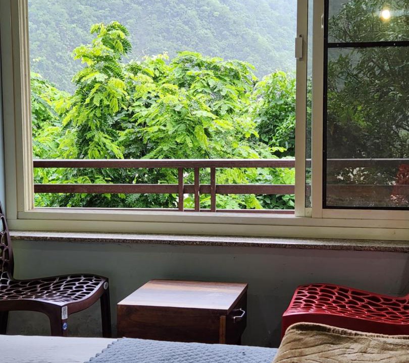 Pauri Hotel | Lucky Happy Family Resort