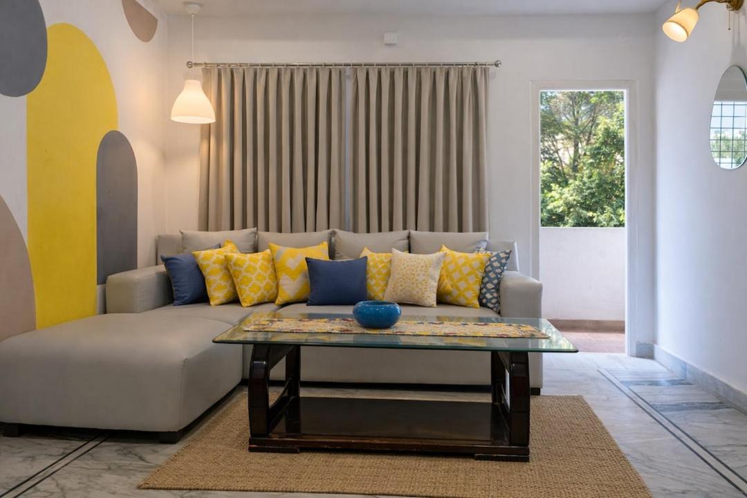 HITEC City Apartment | Vintage 3BHK Near Capital Park & Rameswaram-Cafe 101