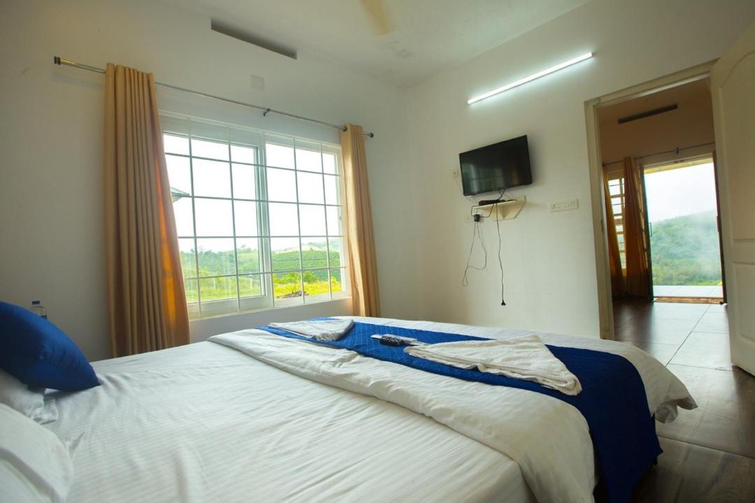 Vagamon Resort | White Stone Vagamon Hilltop Cottage
