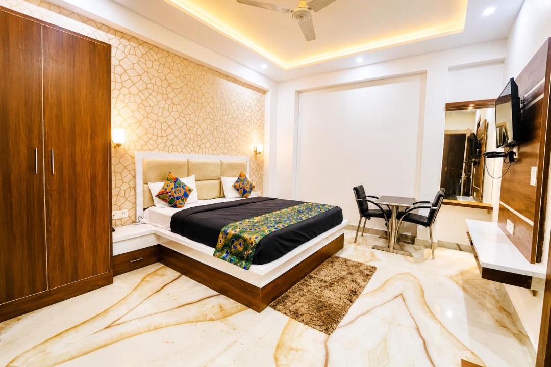 Taj Ganj Hotel | Hotel Deluxe Star Taaj