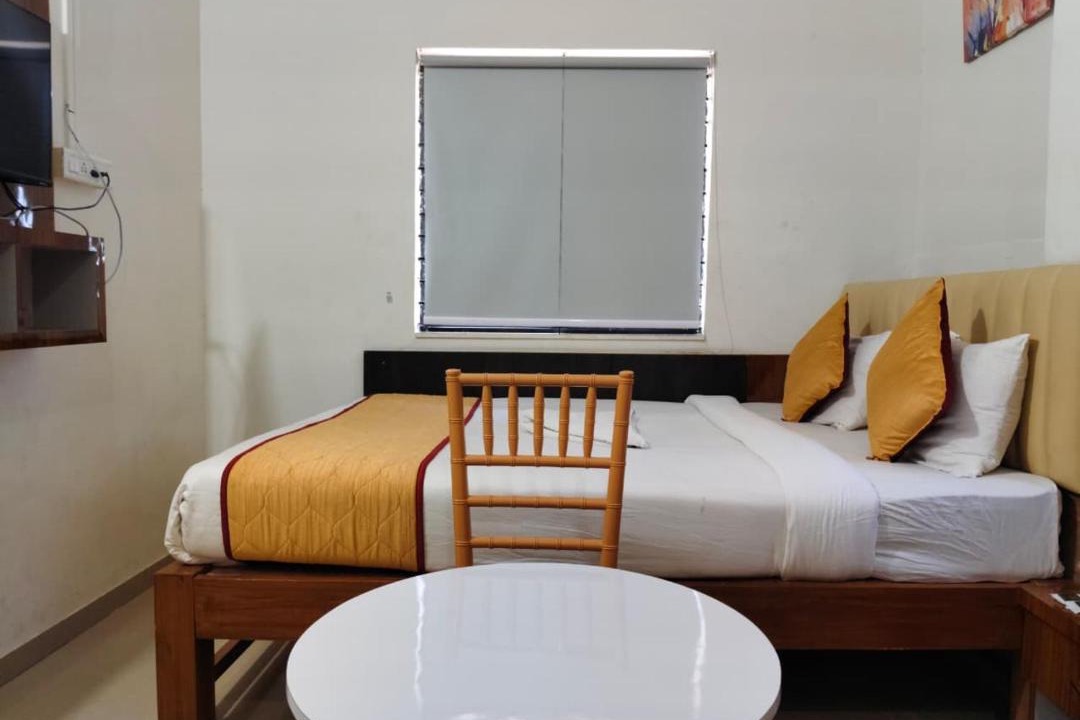 Vijayapura Hotel | Hotel Mayur Lodge
