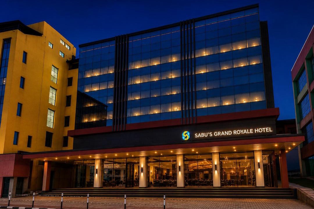 Karumom Hotel | Sabu's Grand Royale - Thampanoor