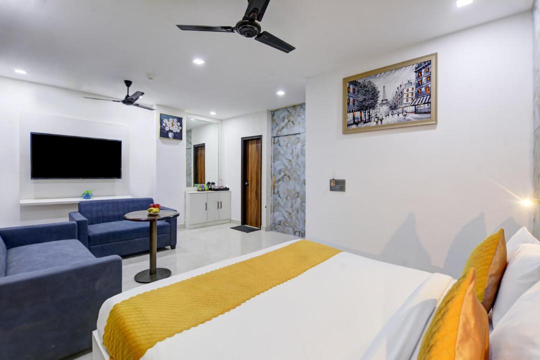 Vasundhara Hotel | Status By Hotel The Emporio