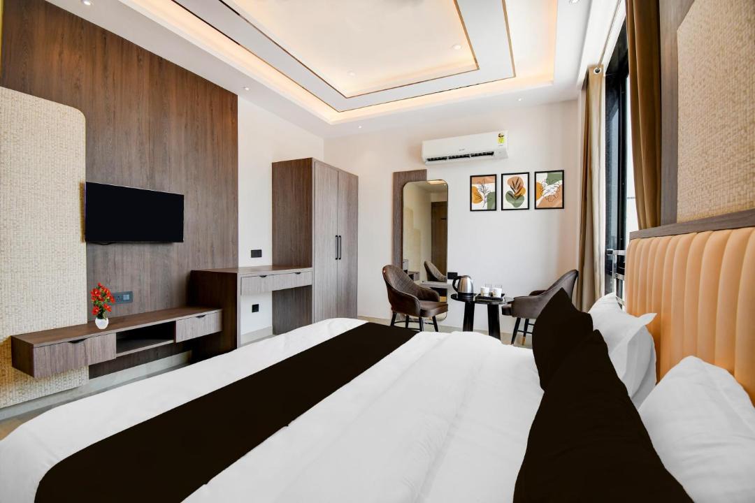 Kanpur Hotel | Super OYO Townhouse Oak Ratanpur Panki