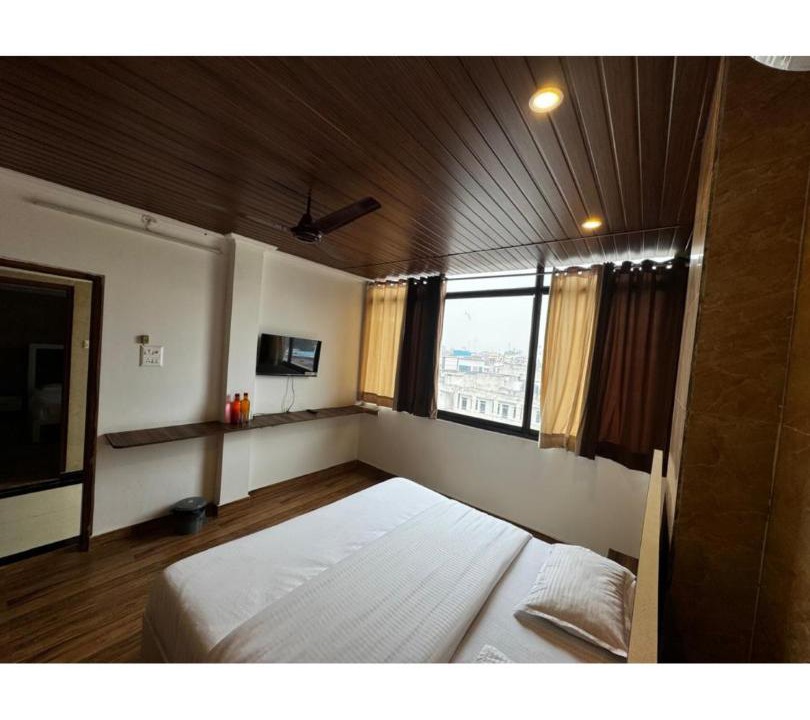 Faridabad Hotel | Hotel Walk Inn
