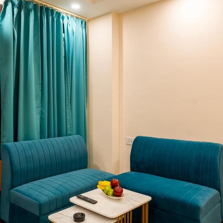 Kaushambi Hotel | Hotel Angel Pink Premium Behind Radisson Blu Hotel