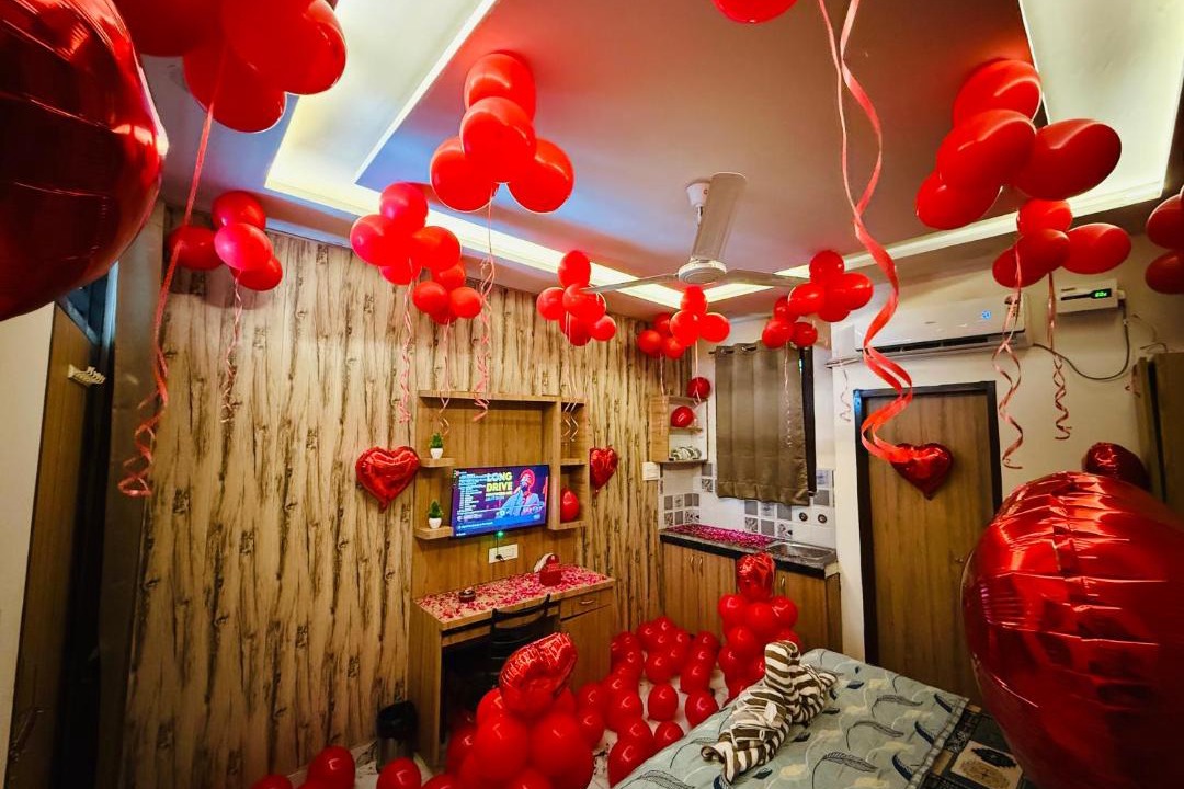 Phagwara Hotel | HOTEL WONDER STAYS - For Couples, Students, Faculties, Corporates