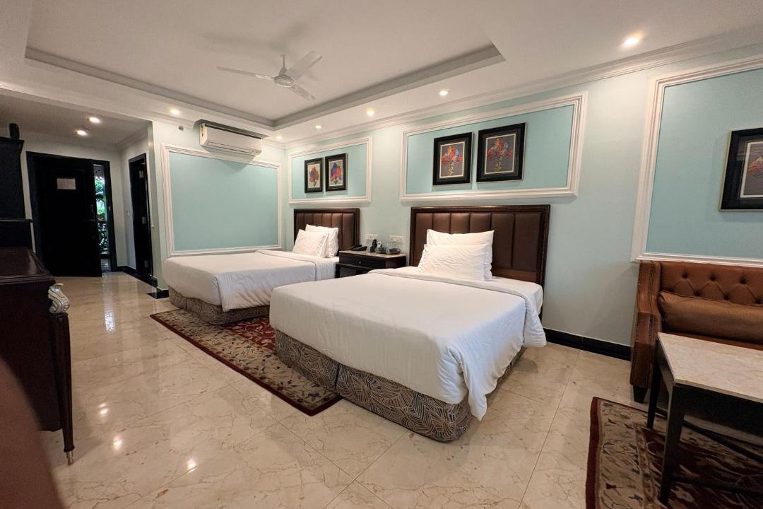 Raipur Hotel | MAYFAIR Lake Resort