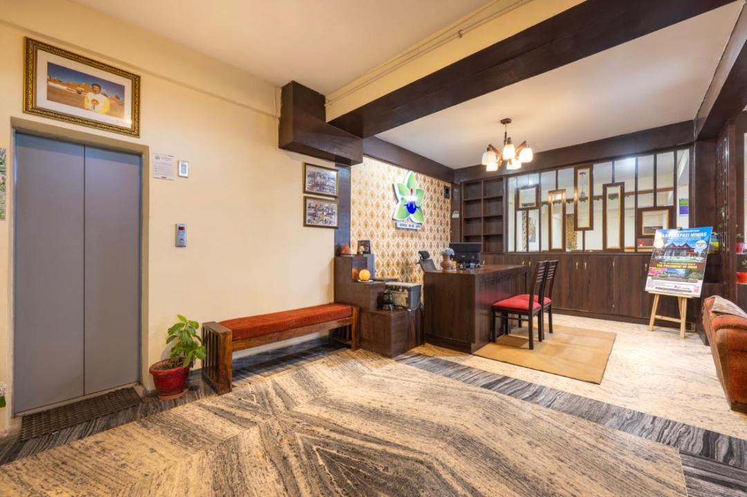 Fagu Apartment | The Prakriti Ayurveda l Lift l Power Backup l Pure Veg l Multi Cuisine Restaurant l Free Parking l By Exotic Stays
