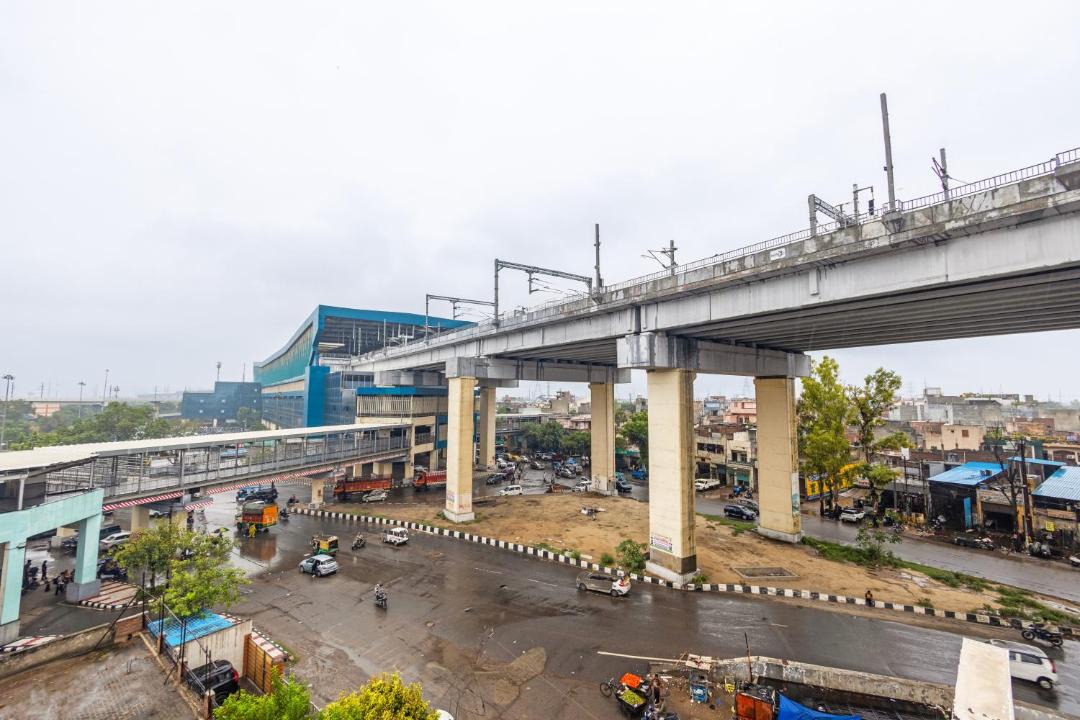 Ghaziabad Hotel | Hotel The Emporio A Elite Near Shaheed Sthal Metro Station
