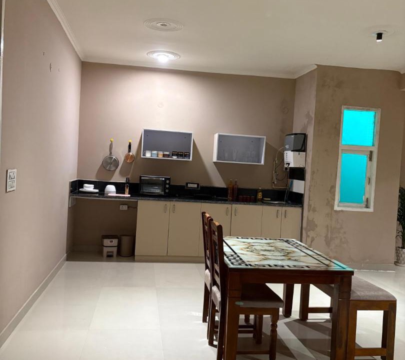 Ghaziabad Apartment | Cozy cove