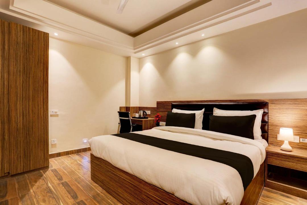Kanpur Hotel | Collection O Stargaze