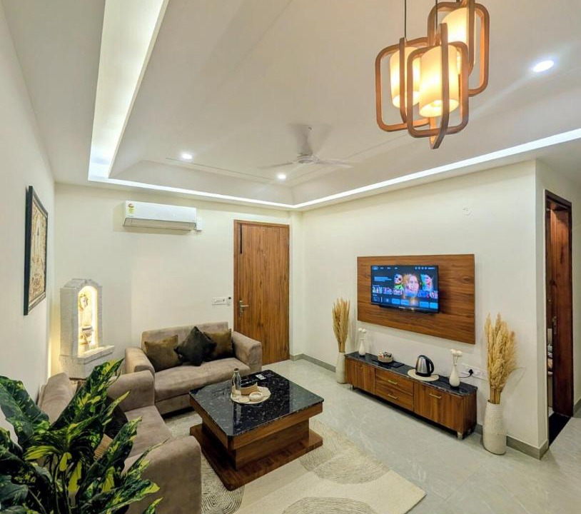 Jharsa Village Apartment | Private Luxury 1BHK Suite in a serviced apartment