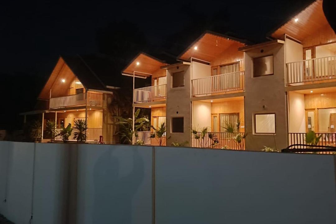 Khajuraho Hotel | Bundela Woods Cottage and Restaurant