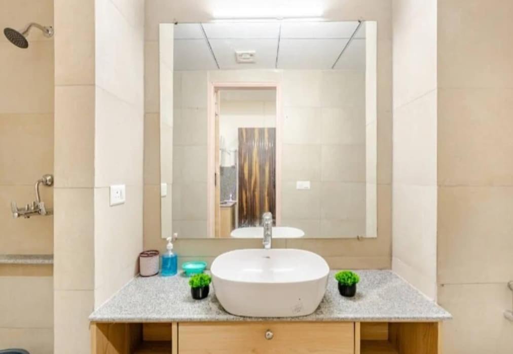 Sikandarabad Apartment | Elegant Oasis Private Limited