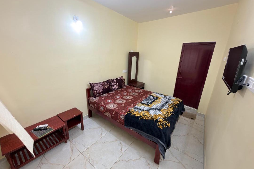 Moratandi Hotel | Gravity Groups VVJ - Near Jipmer Sangamithra