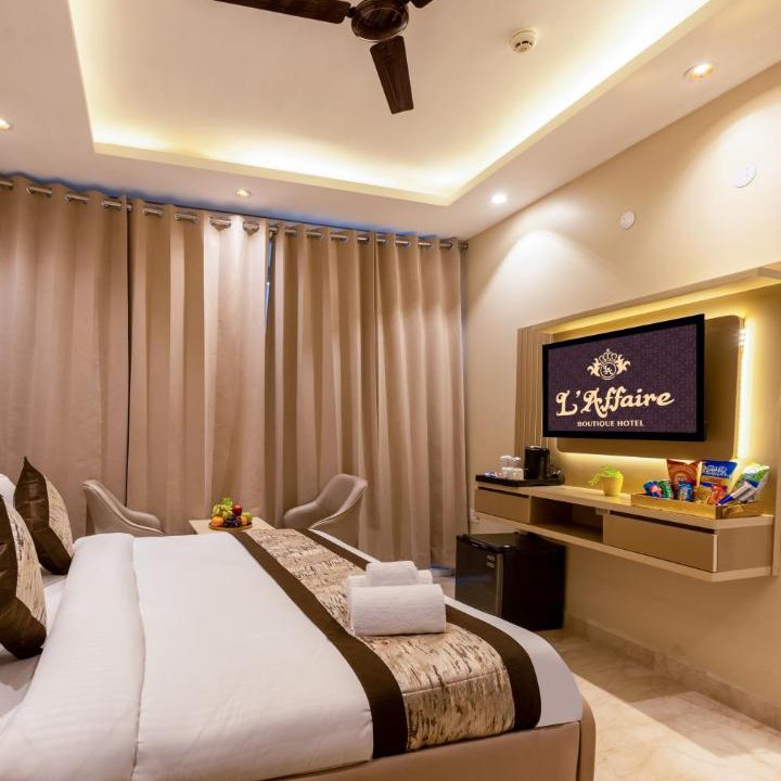 New Delhi House | Hotel Laffaire Select Near Rajori Metro