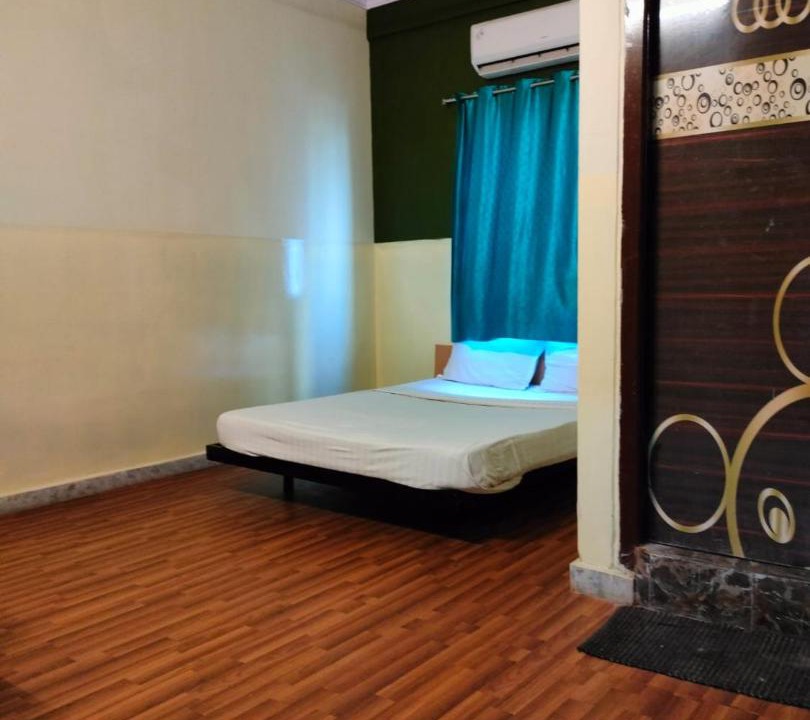 Mehdipatnam Hotel | Goldhorn Hotels & Banquet Mehdipatnam Near St Ann's college