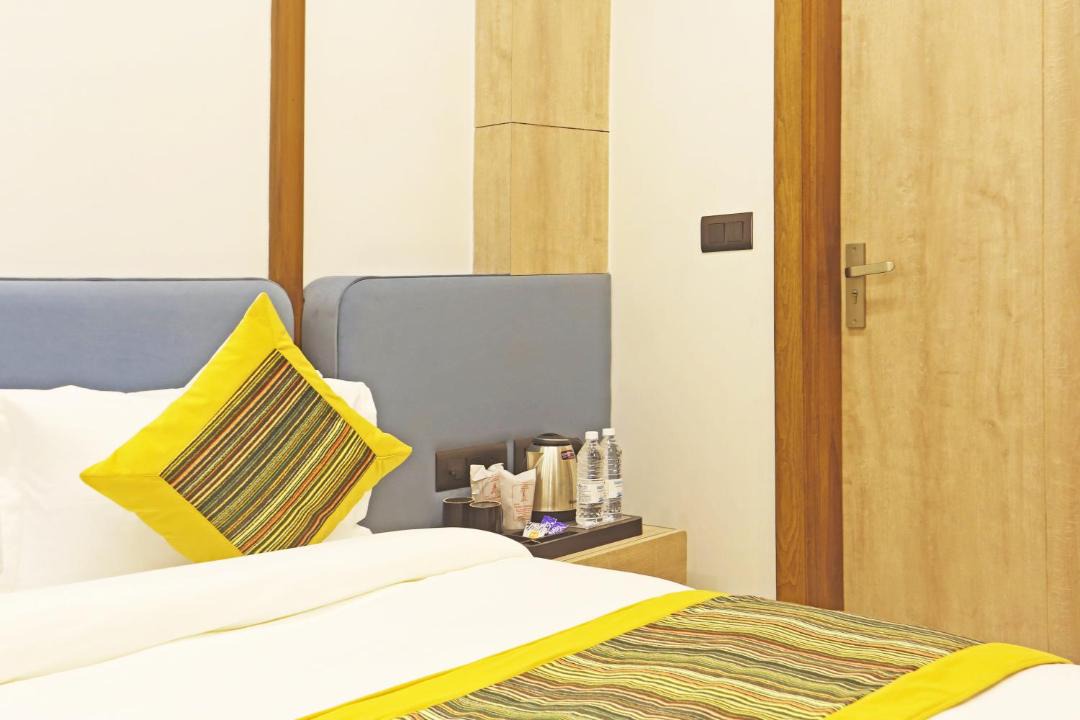 Paharganj Hotel | Hotel Mehul International -Near New Delhi Railway Station, Paharganj & Connaught Place