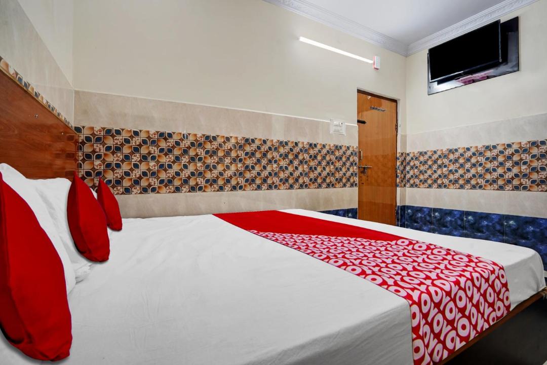 Vijayawada Hotel | Hotel O Sri Mahalakshmi Lodge