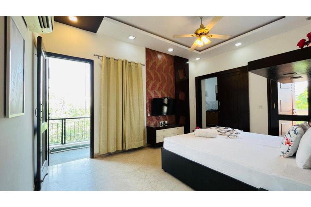 Kailash Colony Apartment | BluO Studio - M Block Market Greater Kailash