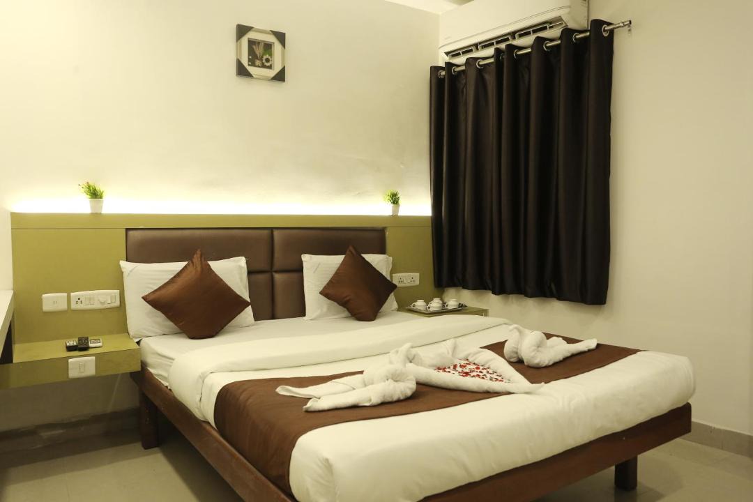 Arumbakkam Hotel | GM Residency
