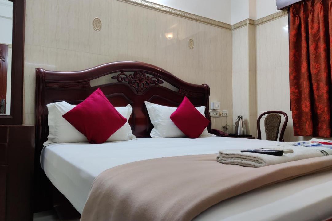 Triplicane Hotel | Grand View Residency Chennai