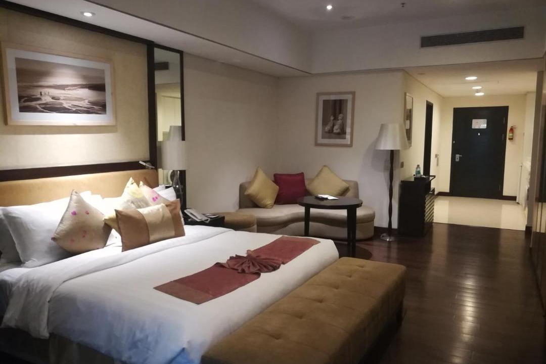 MRC Nagar Apartment | Somerset Greenways Chennai