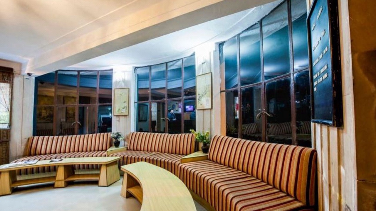Photo of Livingroom in The Mall Road