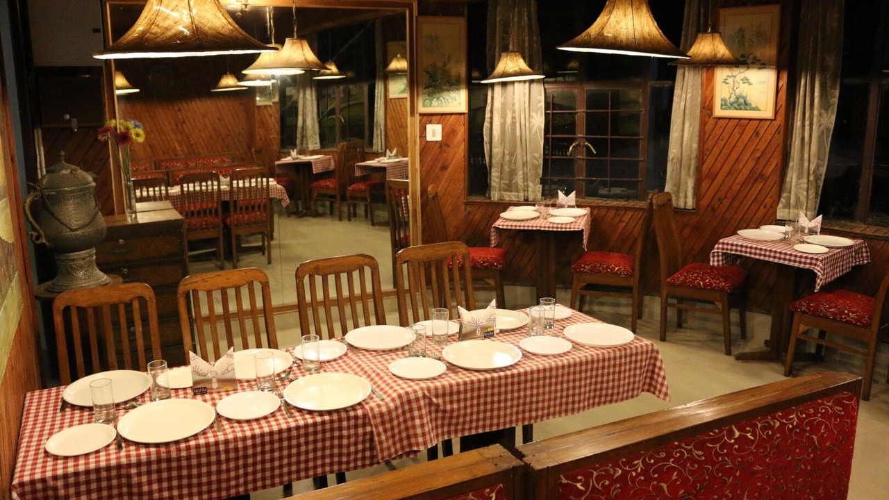 Photo of Livingroom in The Mall Road