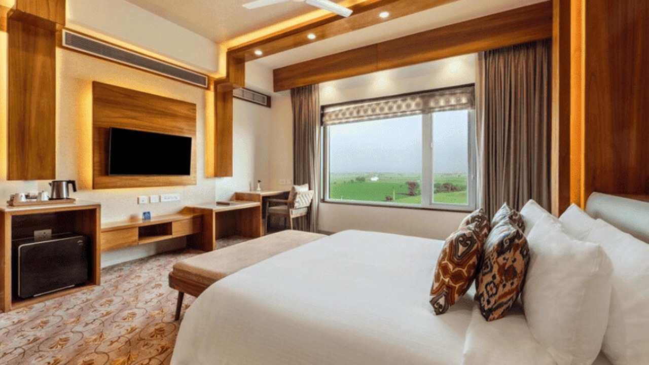 Photo of Bedroom in Orai